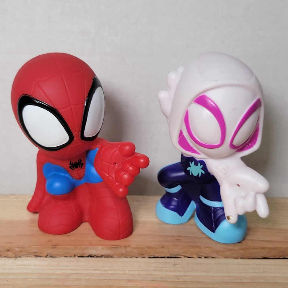 Set of 2 Marvel Spidey and Ghost-Spider Bath Squirter Toys